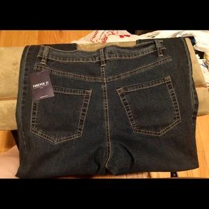 Forever 21 Jeans - NWT Forever 21 High Rise Skinny Forever 21 Jeans - NWT Forever 21 High Rise Skinny